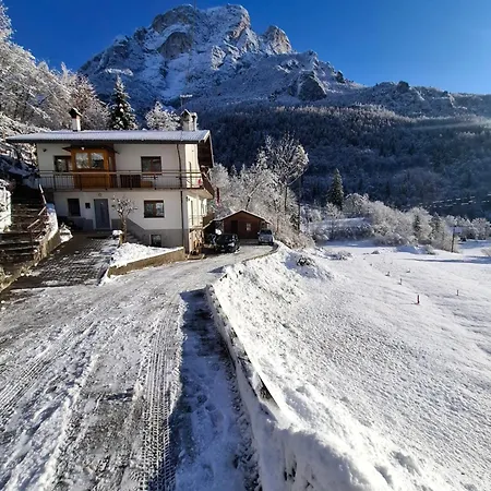 Apartment Sot Le Pale Taibon
