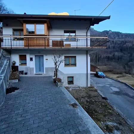Apartmán Sot Le Pale